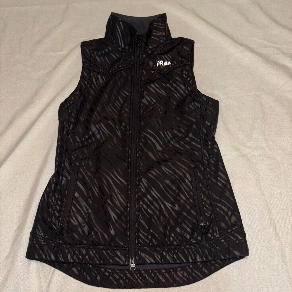 Powder River Outfitters by Panhandle Black lined vest‎ women's small